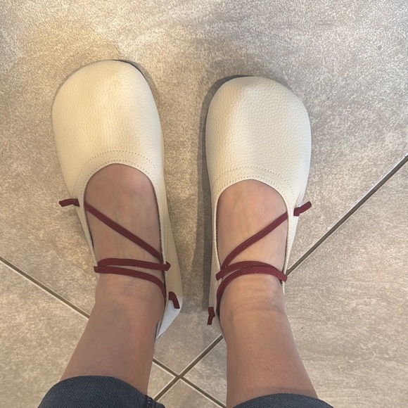 Diesel like Y2K White flats size 9.5 - Picture 2 of 8